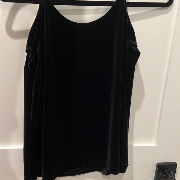 BLACK VELVET TOP - Picture 2 of 2